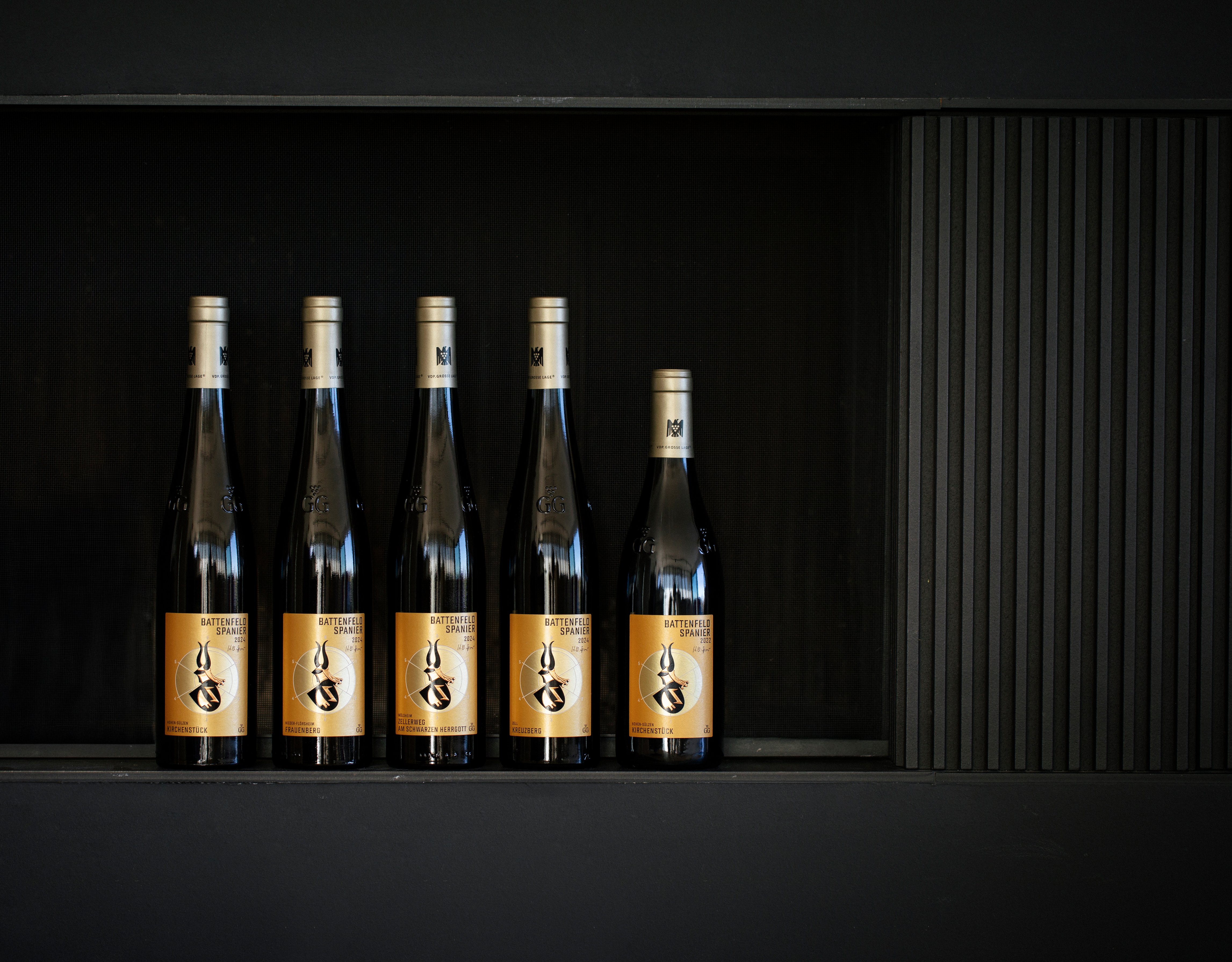 0105_01.jpg 0105_01.jpg