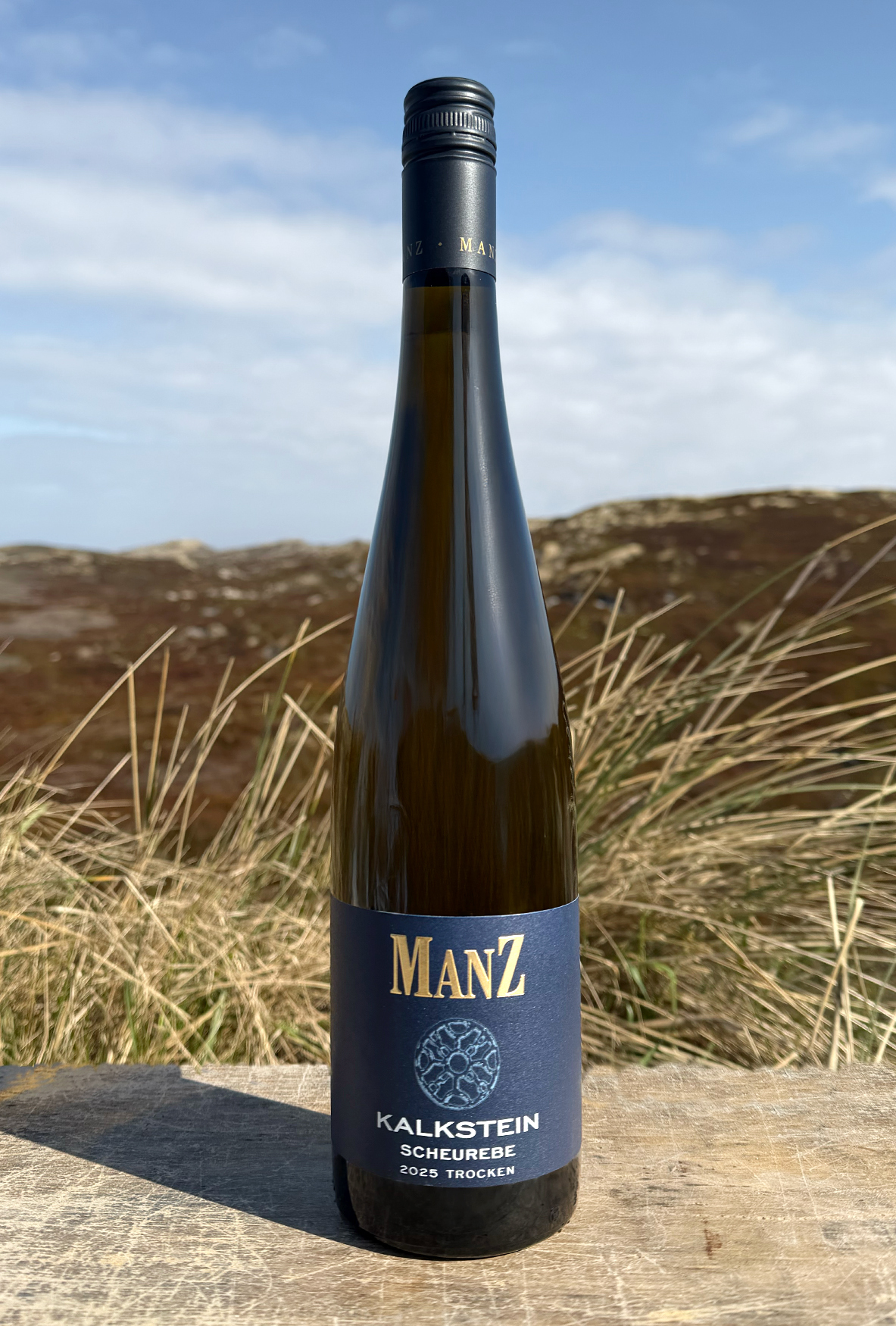 2025er Manz "Kalkstein" Scheurebe 2025er Manz "Kalkstein" Scheurebe