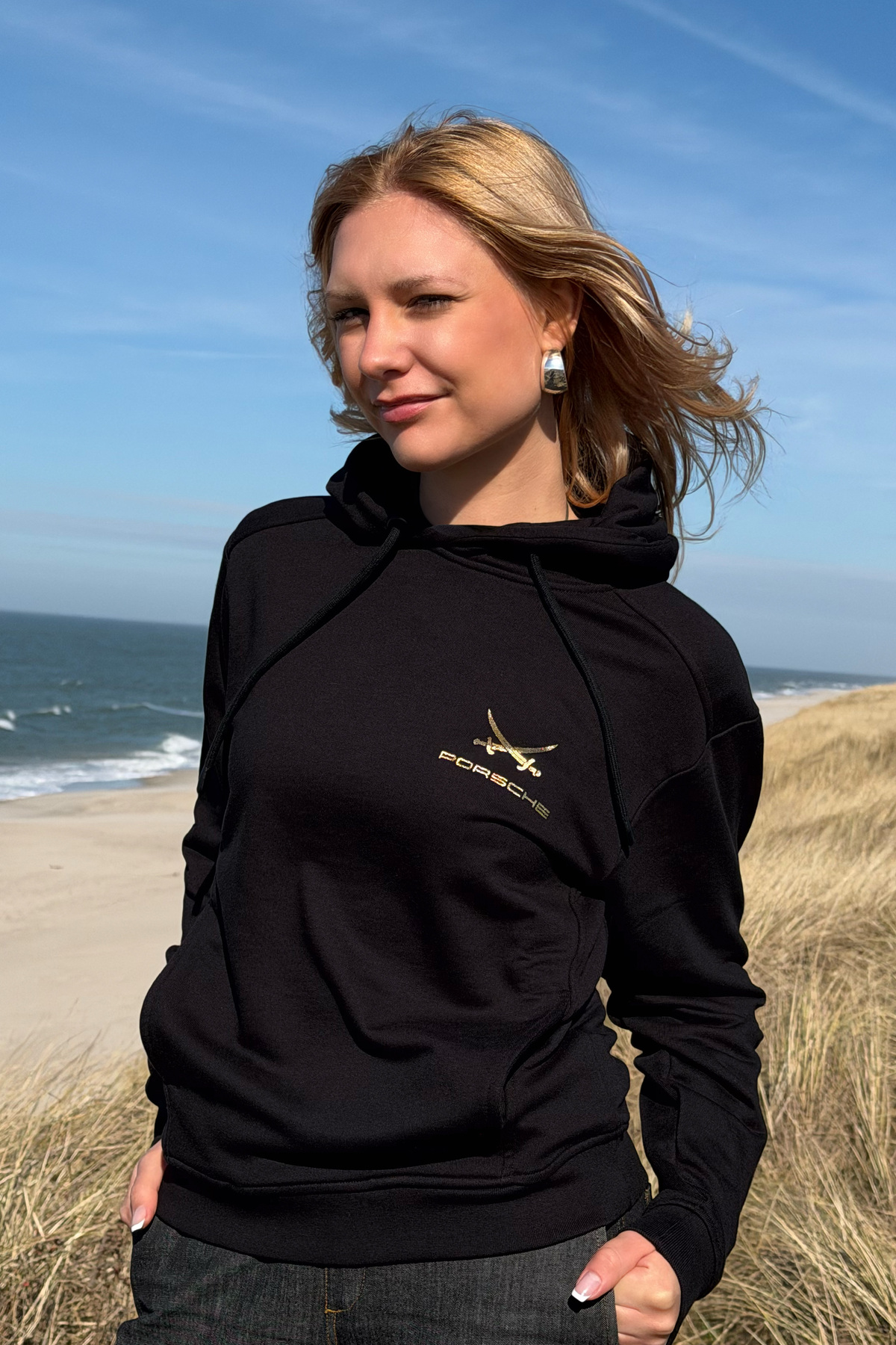 Hoody Sansibar x PORSCHE 2026 , BLACK, XXL Hoody Sansibar x PORSCHE 2026 , BLACK, XXL