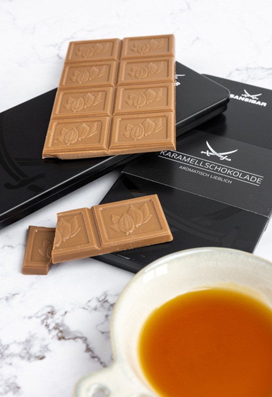 Tafel Schokolade Caramel Brunette in edler Dose  Tafel Schokolade Caramel Brunette in edler Dose