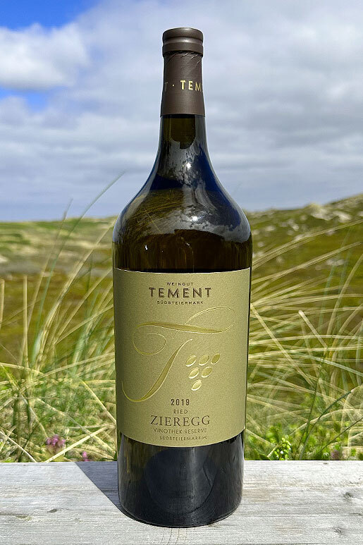 2019 Tement Sauvignon Blanc Zieregg Vinothek Reserve 1,5l  2019 Tement Sauvignon Blanc Zieregg Vinothek Reserve 1,5l
