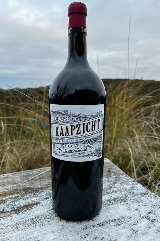 2021 Kaapzicht Cuvée Anna Shiraz "only Sansibar" 1,5 2021 Kaapzicht Cuvée Anna Shiraz "only Sansibar" 1,5
