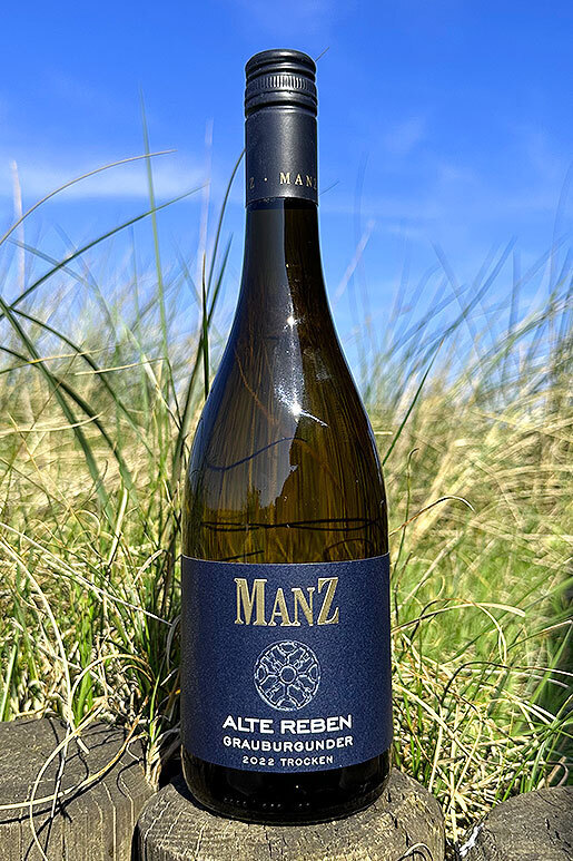 2022 Manz Grauburgunder trocken "Alte Reben"  0,75l  2022 Manz Grauburgunder trocken "Alte Reben"  0,75l