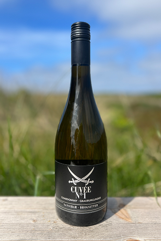 2024 Brogsitter Cuveé No. 1 Grauburgunder & Chardonnay "only Sansibar" 0,75l  2024 Brogsitter Cuveé No. 1 Grauburgunder & Chardonnay "only Sansibar" 0,75l