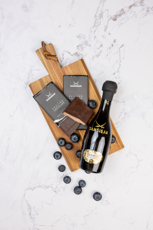 Cuvee-Schokolade Cassis & Marc de Champagne  Cuvee-Schokolade Cassis & Marc de Champagne