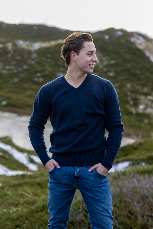 Kaschmir V-Neckpulli Modell Gregor, midnight, 3XL Kaschmir V-Neckpulli Modell Gregor, midnight, 3XL