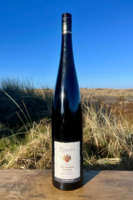 2022 Künstler Hochheimer Stielweg Riesling trocken Alte Reben Erste Lage Lage 12,5% Vol. 1,5l 2022 Künstler Hochheimer Stielweg Riesling trocken Alte Reben Erste Lage Lage 12,5% Vol. 1,5l