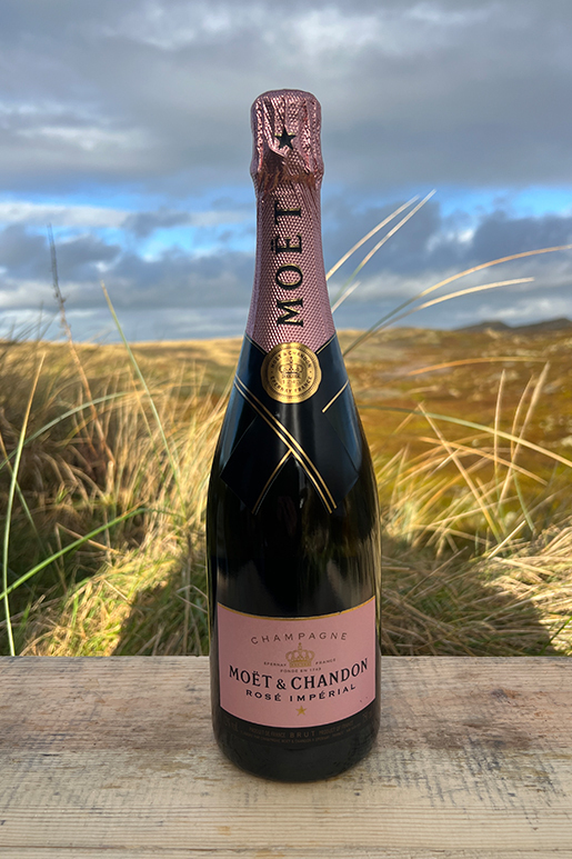 Moët & Chandon Rosé Impérial  Moët & Chandon Rosé Impérial