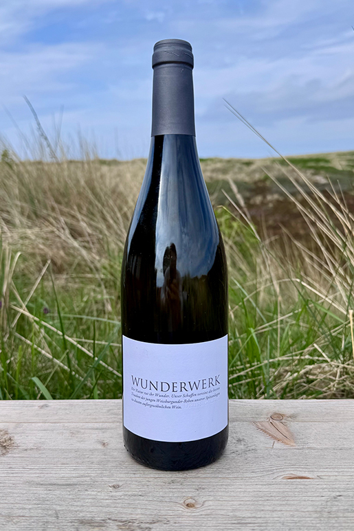 2021 Dreissigacker Wunderwerk Weissburgunder "only Sansibar" 0,75l  2021 Dreissigacker Wunderwerk Weissburgunder "only Sansibar" 0,75l