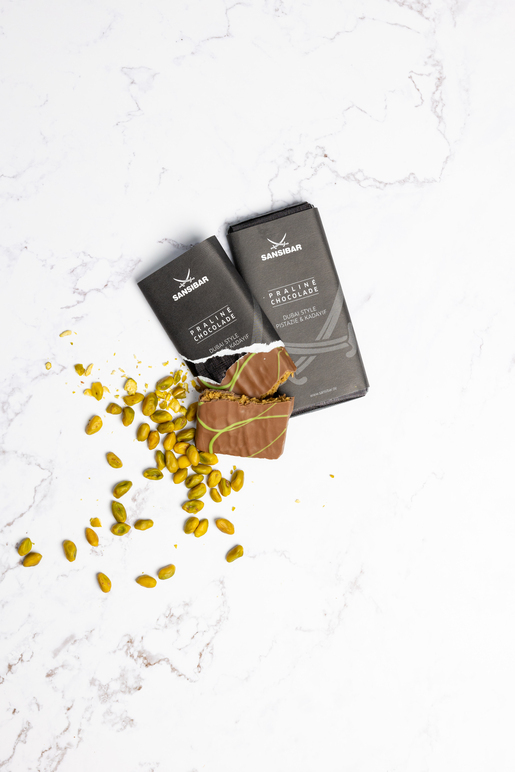 Praliné Schokolade - Dubai Style mit Pistazie und Kadayif Praliné Schokolade - Dubai Style mit Pistazie und Kadayif