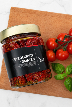 Getrocknete Tomaten im Glas Getrocknete Tomaten im Glas