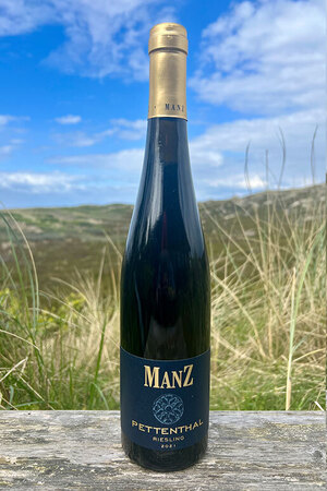 2021er Manz Niersteiner Pettenthal Riesling 2021er Manz Niersteiner Pettenthal Riesling