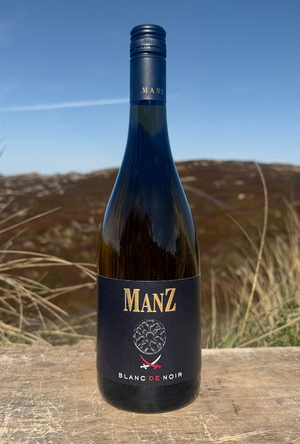 2025 Manz "Blanc de Noir" Only Sansibar 0,75l 2025 Manz "Blanc de Noir" Only Sansibar 0,75l
