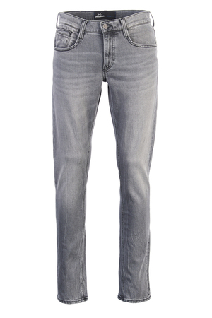 Jeans Modell Tapered Jeans Modell Tapered