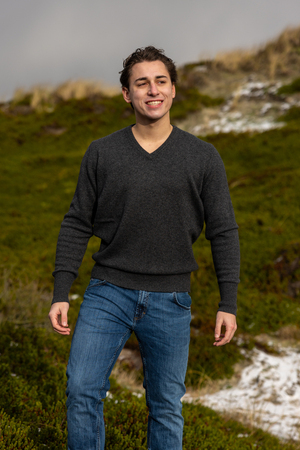 Kaschmir V-Neckpulli Modell Gregor Kaschmir V-Neckpulli Modell Gregor